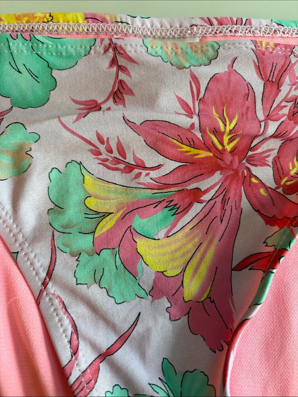Beach Lingo charming pink